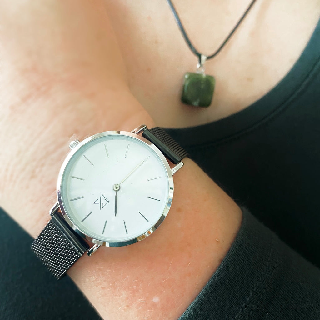 Classico / White & Silver / Black Steel