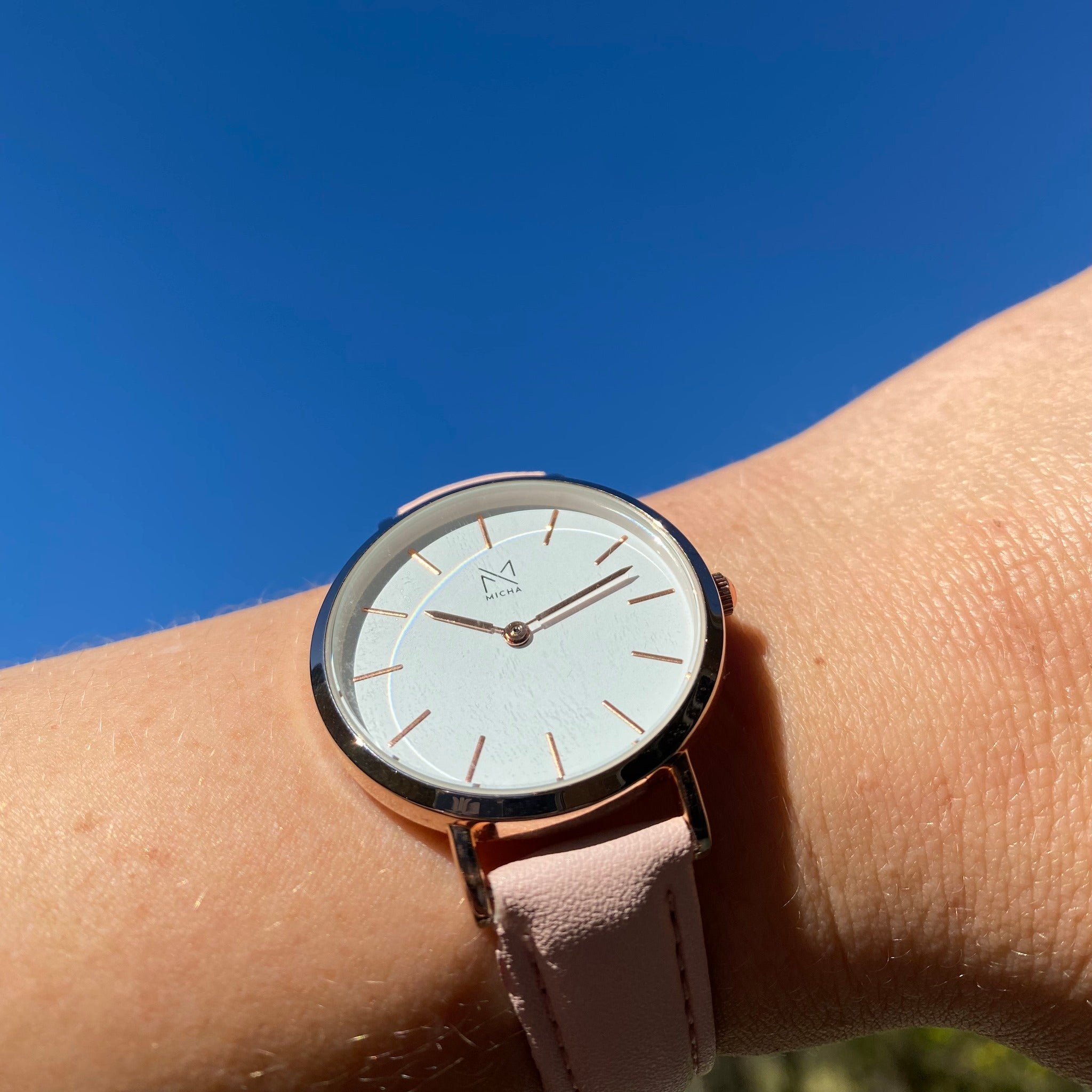 Classico / White & Rose Gold / Pink Leather